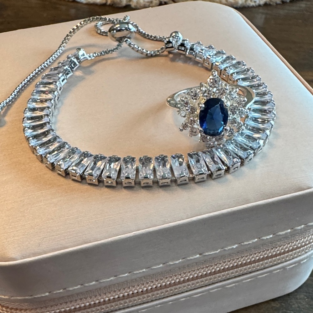 Bracelet and Blue Ring Surrounded by Swarovski Crystals in Jewelry Box sz7 ring - Picture 2 of 6